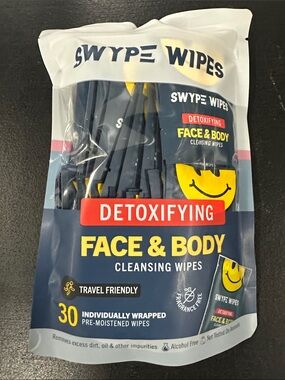 Swype Wipes Detoxifying Face & Body Cleansing Wipes - Navy & Yellow